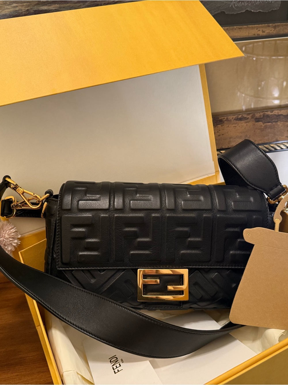 Fendi Black Embossed Leather Baguette Shoulder Bag medium size - Picture 3 of 16